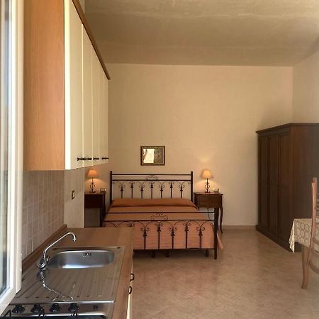 La Rondine Bed And Breakfast Uggiano La Chiesa Buitenkant foto