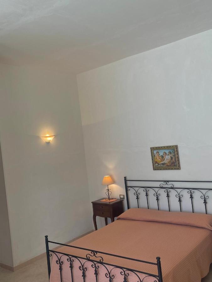 La Rondine Bed And Breakfast Uggiano La Chiesa Buitenkant foto